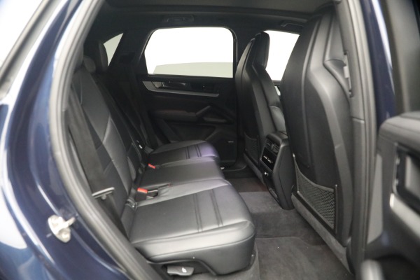 Used 2024 Porsche Cayenne S for sale $79,900 at Rolls-Royce Motor Cars Greenwich in Greenwich CT 06830 21