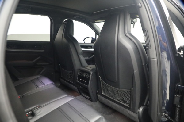 Used 2024 Porsche Cayenne S for sale $79,900 at Rolls-Royce Motor Cars Greenwich in Greenwich CT 06830 23