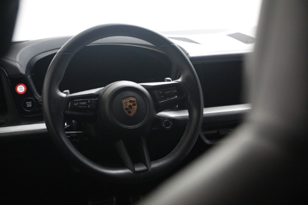 Used 2024 Porsche Cayenne S for sale $79,900 at Rolls-Royce Motor Cars Greenwich in Greenwich CT 06830 24