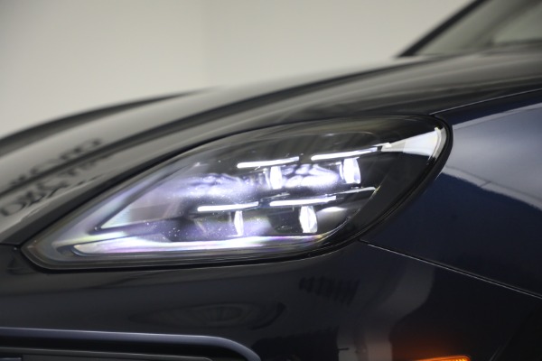 Used 2024 Porsche Cayenne S for sale $79,900 at Rolls-Royce Motor Cars Greenwich in Greenwich CT 06830 25