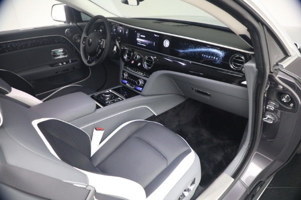 Used 2024 Rolls-Royce Spectre for sale $399,900 at Rolls-Royce Motor Cars Greenwich in Greenwich CT 06830 20