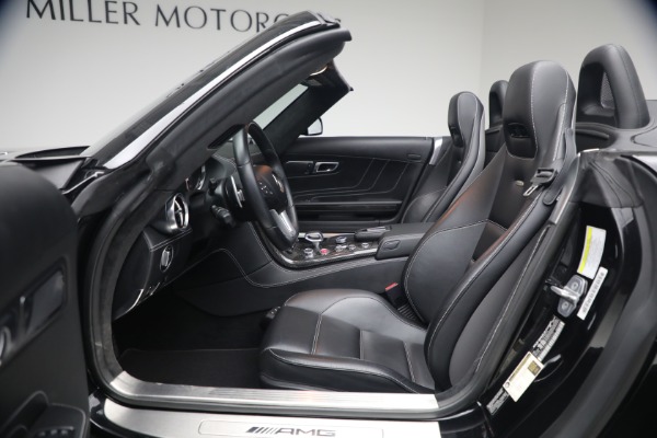 Used 2012 Mercedes-Benz SLS AMG for sale $139,900 at Rolls-Royce Motor Cars Greenwich in Greenwich CT 06830 13