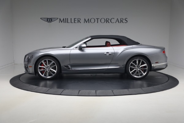 Used 2022 Bentley Continental GTC V8 for sale $219,900 at Rolls-Royce Motor Cars Greenwich in Greenwich CT 06830 16