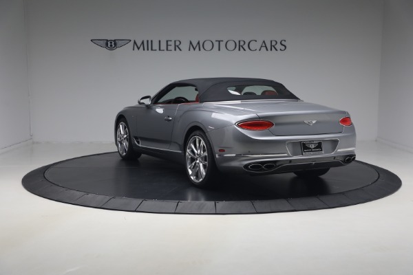 Used 2022 Bentley Continental GTC V8 for sale $219,900 at Rolls-Royce Motor Cars Greenwich in Greenwich CT 06830 18