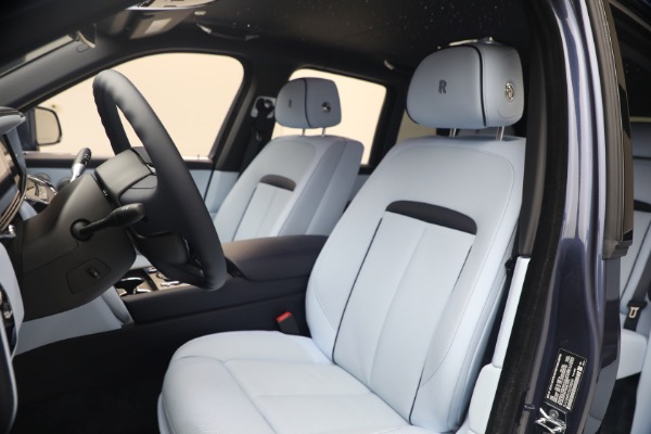 Used 2025 Rolls-Royce Cullinan for sale $419,900 at Rolls-Royce Motor Cars Greenwich in Greenwich CT 06830 17