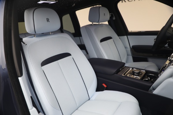 Used 2025 Rolls-Royce Cullinan for sale $419,900 at Rolls-Royce Motor Cars Greenwich in Greenwich CT 06830 18