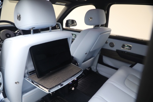 Used 2025 Rolls-Royce Cullinan for sale $419,900 at Rolls-Royce Motor Cars Greenwich in Greenwich CT 06830 22