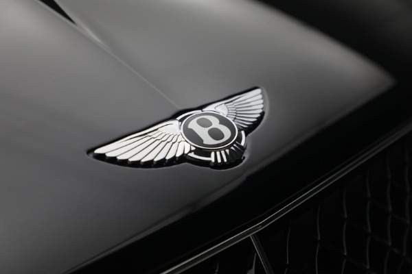 New 2026 Bentley Bentayga V8 for sale $244,330 at Rolls-Royce Motor Cars Greenwich in Greenwich CT 06830 13