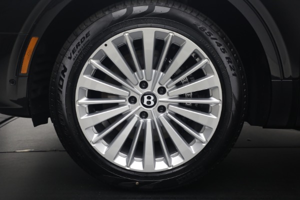 New 2026 Bentley Bentayga V8 for sale $244,330 at Rolls-Royce Motor Cars Greenwich in Greenwich CT 06830 14