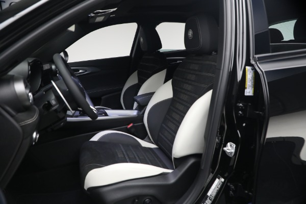 New 2026 Alfa Romeo Tonale Sport Speciale for sale $49,790 at Rolls-Royce Motor Cars Greenwich in Greenwich CT 06830 15