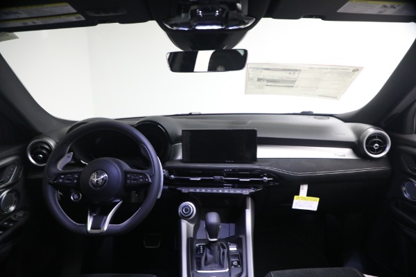 New 2026 Alfa Romeo Tonale Sport Speciale for sale $49,790 at Rolls-Royce Motor Cars Greenwich in Greenwich CT 06830 22