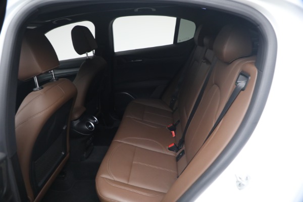 Used 2023 Alfa Romeo Stelvio Ti for sale $32,900 at Rolls-Royce Motor Cars Greenwich in Greenwich CT 06830 15
