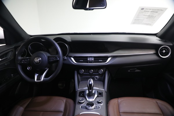 Used 2023 Alfa Romeo Stelvio Ti for sale $32,900 at Rolls-Royce Motor Cars Greenwich in Greenwich CT 06830 21