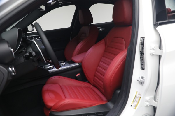 New 2026 Alfa Romeo Giulia Veloce for sale $55,870 at Rolls-Royce Motor Cars Greenwich in Greenwich CT 06830 16