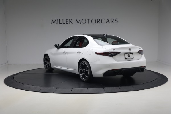 New 2026 Alfa Romeo Giulia Veloce for sale $55,870 at Rolls-Royce Motor Cars Greenwich in Greenwich CT 06830 5