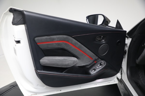 Used 2023 Aston Martin Vantage F1 Edition for sale $129,900 at Rolls-Royce Motor Cars Greenwich in Greenwich CT 06830 26