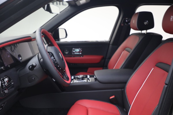 New 2027 Rolls-Royce Black Badge Cullinan for sale $569,350 at Rolls-Royce Motor Cars Greenwich in Greenwich CT 06830 16
