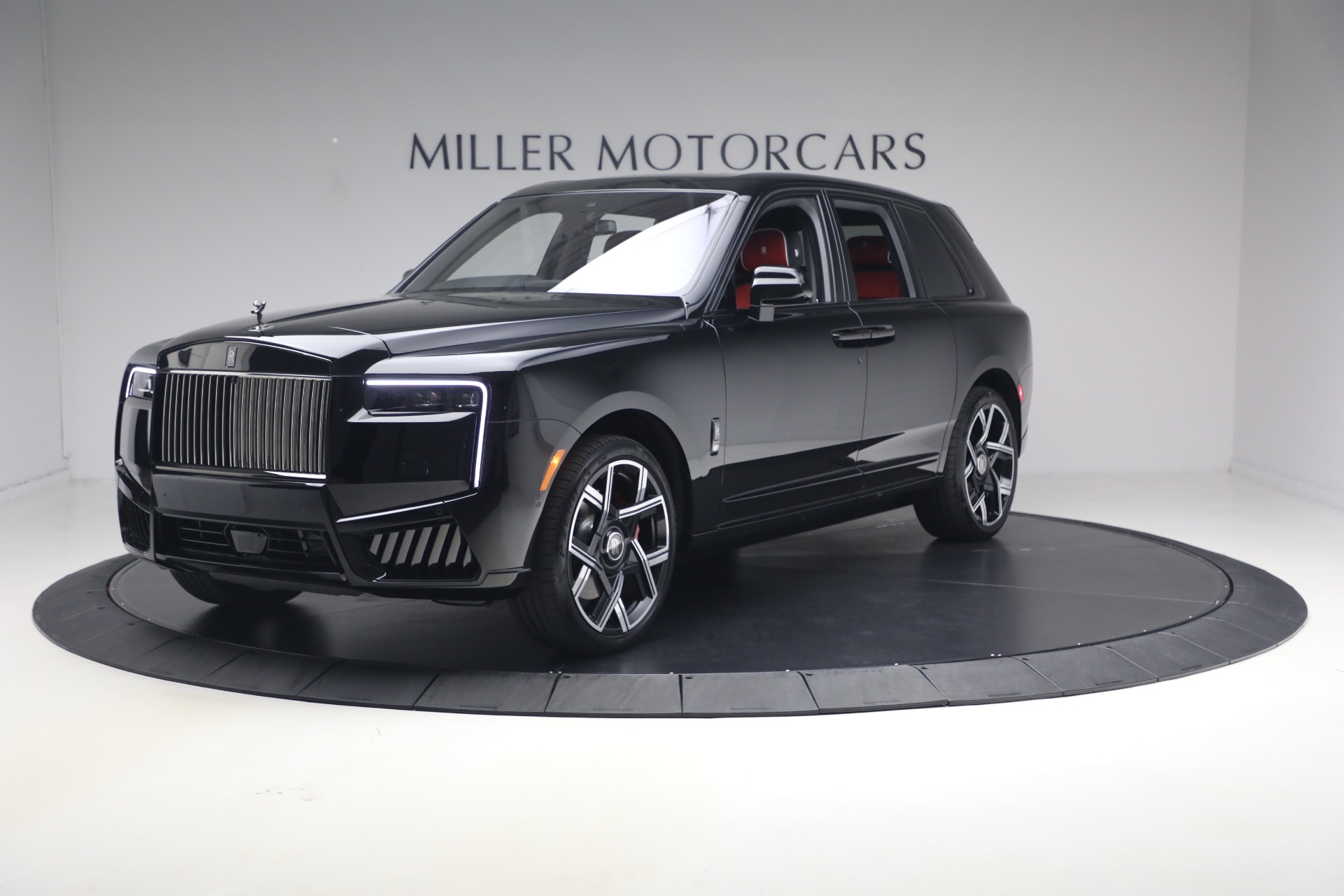 New 2027 Rolls-Royce Black Badge Cullinan for sale $569,350 at Rolls-Royce Motor Cars Greenwich in Greenwich CT 06830 1