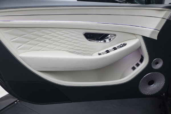Used 2026 Bentley Continental GT Azure for sale $319,900 at Rolls-Royce Motor Cars Greenwich in Greenwich CT 06830 16