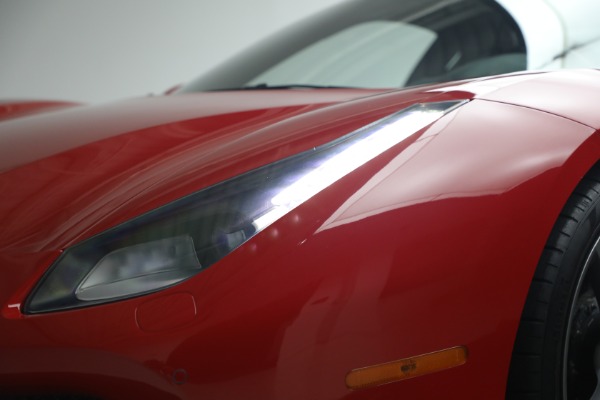 Used 2018 Ferrari 488 GTB for sale $399,900 at Rolls-Royce Motor Cars Greenwich in Greenwich CT 06830 22