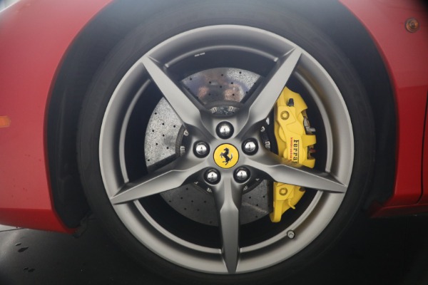 Used 2018 Ferrari 488 GTB for sale $399,900 at Rolls-Royce Motor Cars Greenwich in Greenwich CT 06830 27