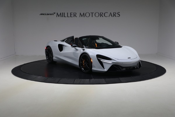 New 2026 McLaren Artura Spider Vision for sale $337,400 at Rolls-Royce Motor Cars Greenwich in Greenwich CT 06830 10
