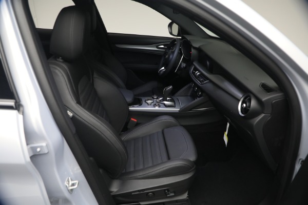 New 2026 Alfa Romeo Stelvio Veloce for sale $59,215 at Rolls-Royce Motor Cars Greenwich in Greenwich CT 06830 16