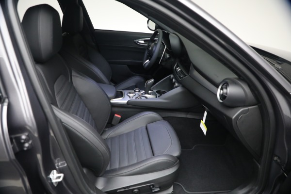 New 2026 Alfa Romeo Giulia Veloce for sale $55,815 at Rolls-Royce Motor Cars Greenwich in Greenwich CT 06830 14
