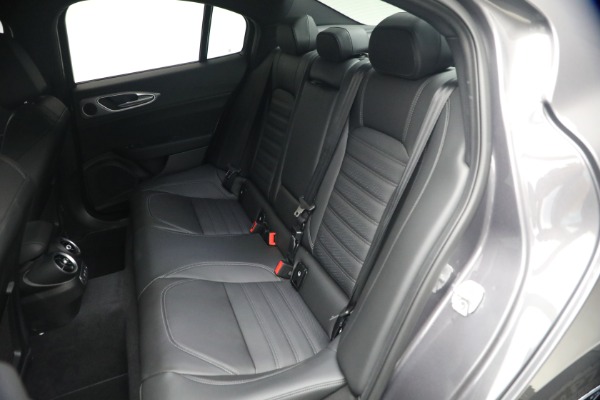 New 2026 Alfa Romeo Giulia Veloce for sale $55,815 at Rolls-Royce Motor Cars Greenwich in Greenwich CT 06830 20
