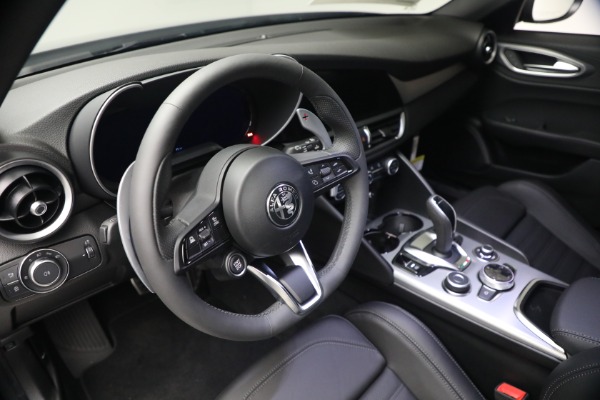 New 2026 Alfa Romeo Giulia Veloce for sale $55,815 at Rolls-Royce Motor Cars Greenwich in Greenwich CT 06830 21