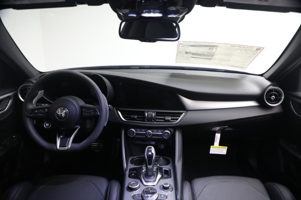 New 2026 Alfa Romeo Giulia Veloce for sale $55,815 at Rolls-Royce Motor Cars Greenwich in Greenwich CT 06830 22