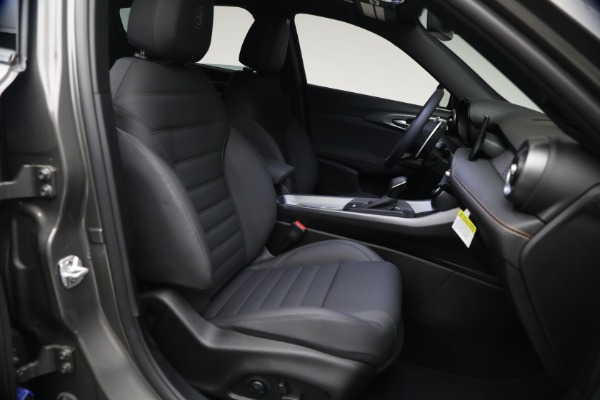 New 2026 Alfa Romeo Tonale Veloce for sale $50,035 at Rolls-Royce Motor Cars Greenwich in Greenwich CT 06830 16