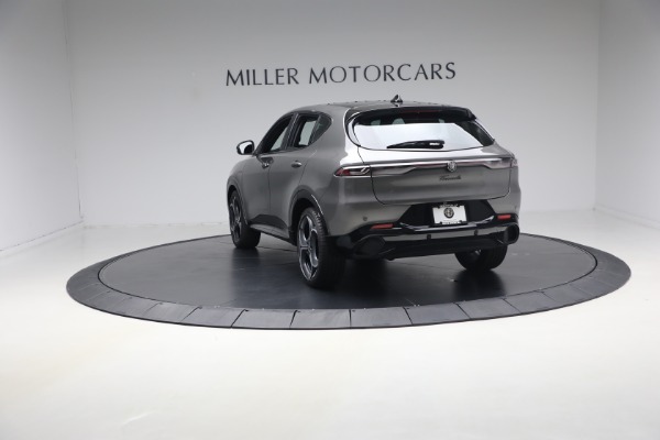 New 2026 Alfa Romeo Tonale Veloce for sale $50,035 at Rolls-Royce Motor Cars Greenwich in Greenwich CT 06830 5