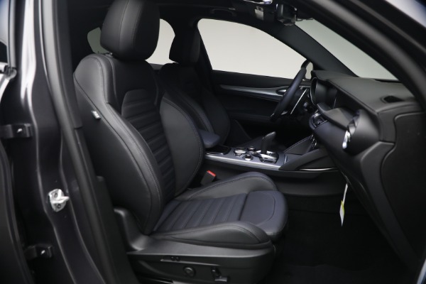 New 2026 Alfa Romeo Stelvio Veloce for sale $61,965 at Rolls-Royce Motor Cars Greenwich in Greenwich CT 06830 14