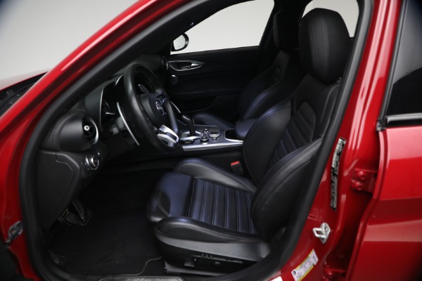 Used 2023 Alfa Romeo Giulia Veloce for sale $33,900 at Rolls-Royce Motor Cars Greenwich in Greenwich CT 06830 15