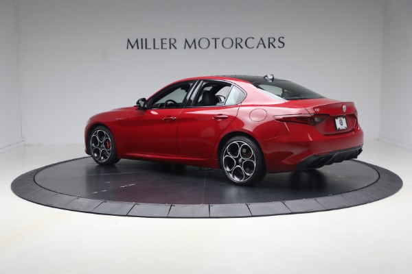 Used 2023 Alfa Romeo Giulia Veloce for sale $33,900 at Rolls-Royce Motor Cars Greenwich in Greenwich CT 06830 4