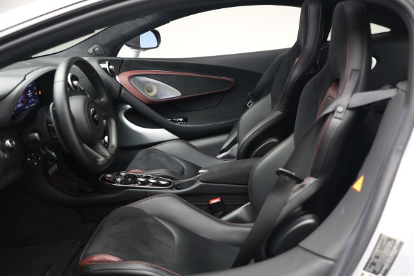Used 2025 McLaren GTS Performance for sale $189,900 at Rolls-Royce Motor Cars Greenwich in Greenwich CT 06830 21