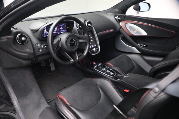Used 2025 McLaren GTS Performance for sale $189,900 at Rolls-Royce Motor Cars Greenwich in Greenwich CT 06830 22