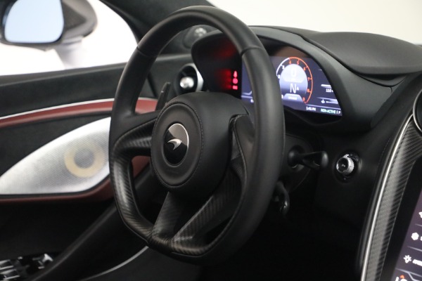 Used 2025 McLaren GTS Performance for sale $189,900 at Rolls-Royce Motor Cars Greenwich in Greenwich CT 06830 27