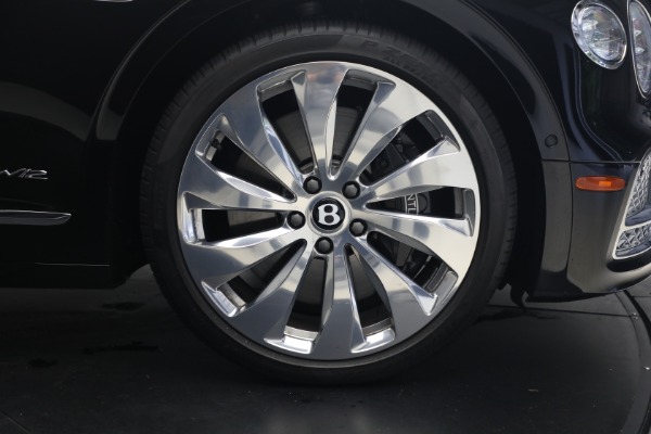 Used 2022 Bentley Flying Spur W12 for sale $195,900 at Rolls-Royce Motor Cars Greenwich in Greenwich CT 06830 17