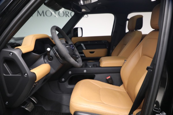 Used 2024 Land Rover Defender 110 V8 P525 for sale $84,900 at Rolls-Royce Motor Cars Greenwich in Greenwich CT 06830 13