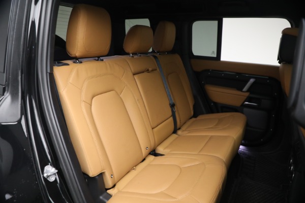 Used 2024 Land Rover Defender 110 V8 P525 for sale $84,900 at Rolls-Royce Motor Cars Greenwich in Greenwich CT 06830 22