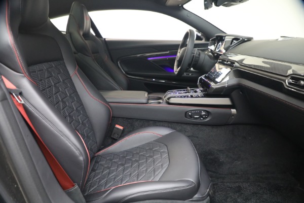 Used 2026 Aston Martin Vanquish for sale $455,900 at Rolls-Royce Motor Cars Greenwich in Greenwich CT 06830 18