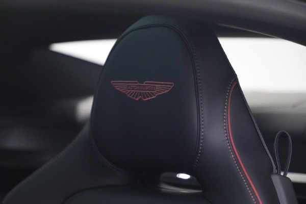 Used 2026 Aston Martin Vanquish for sale $455,900 at Rolls-Royce Motor Cars Greenwich in Greenwich CT 06830 21