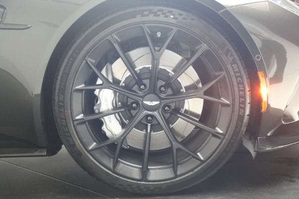 New 2026 Aston Martin Vantage S Roadster for sale $263,900 at Rolls-Royce Motor Cars Greenwich in Greenwich CT 06830 27