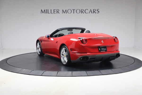 Used 2017 Ferrari California T for sale $163,900 at Rolls-Royce Motor Cars Greenwich in Greenwich CT 06830 5
