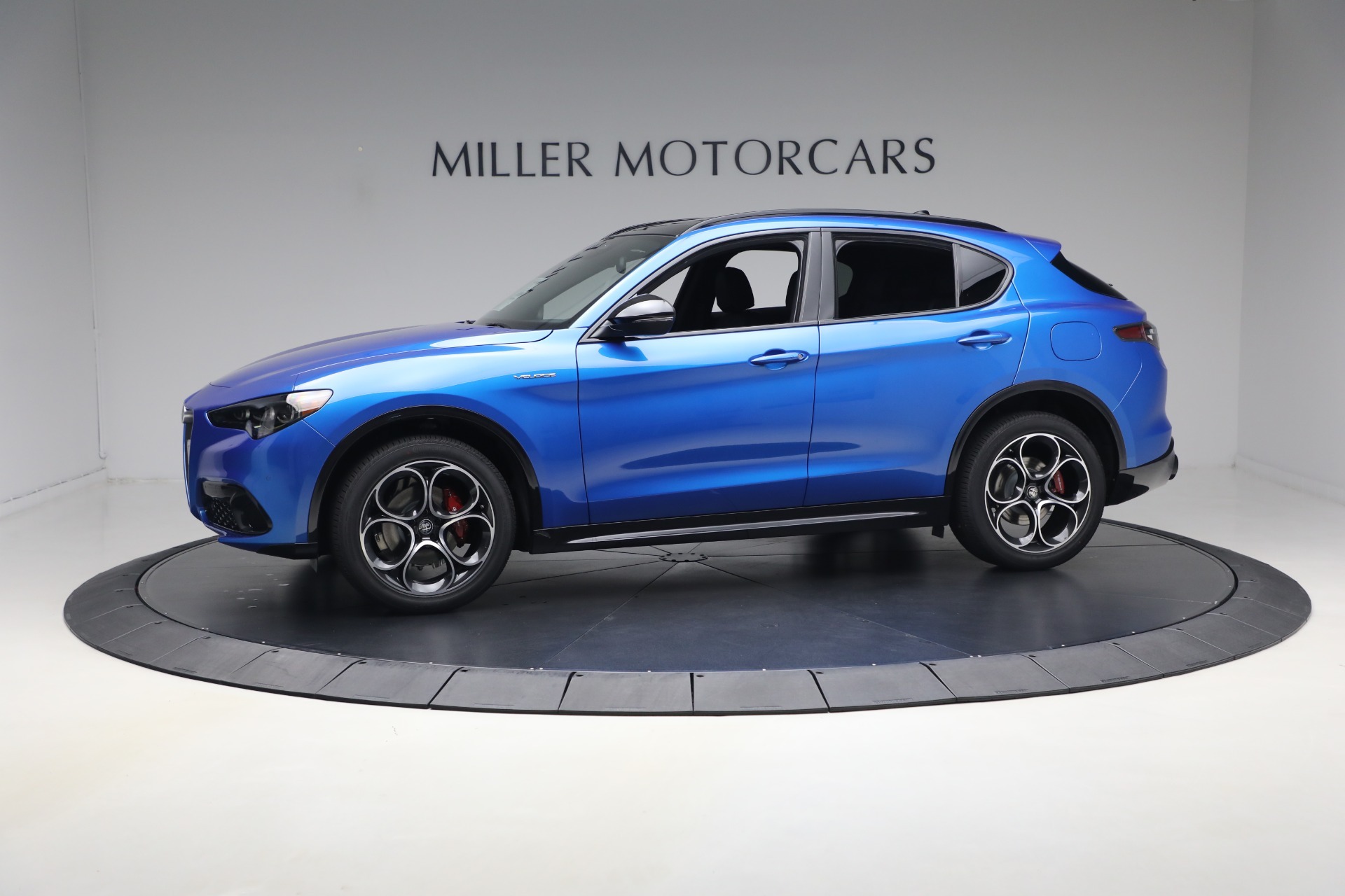 New 2026 Alfa Romeo Stelvio Veloce for sale $61,965 at Rolls-Royce Motor Cars Greenwich in Greenwich CT 06830 1