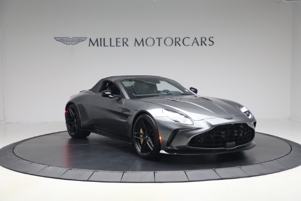 New 2026 Aston Martin Vantage S Roadster for sale $295,000 at Rolls-Royce Motor Cars Greenwich in Greenwich CT 06830 23