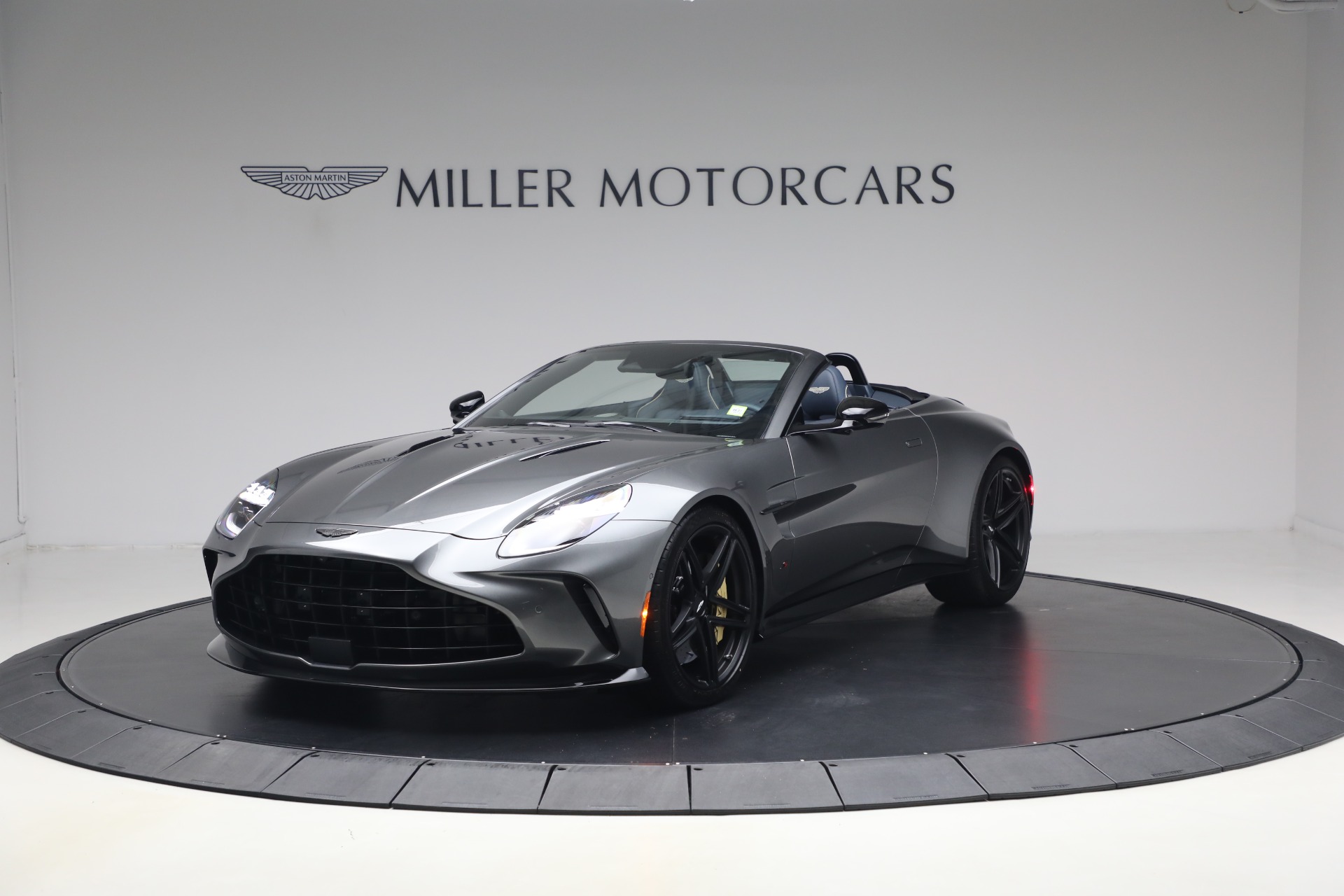 New 2026 Aston Martin Vantage S Roadster for sale $295,000 at Rolls-Royce Motor Cars Greenwich in Greenwich CT 06830 1