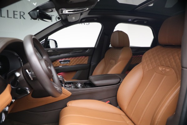 Used 2021 Bentley Bentayga Speed for sale $139,900 at Rolls-Royce Motor Cars Greenwich in Greenwich CT 06830 21